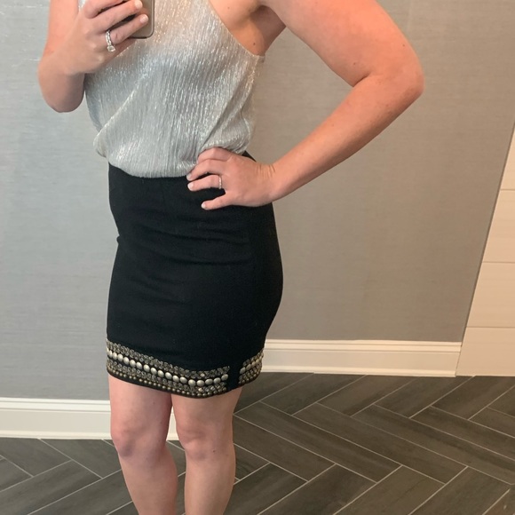 Jessica Simpson mini skirt - Picture 2 of 5